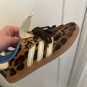Adidas Samba - cheetah size 6